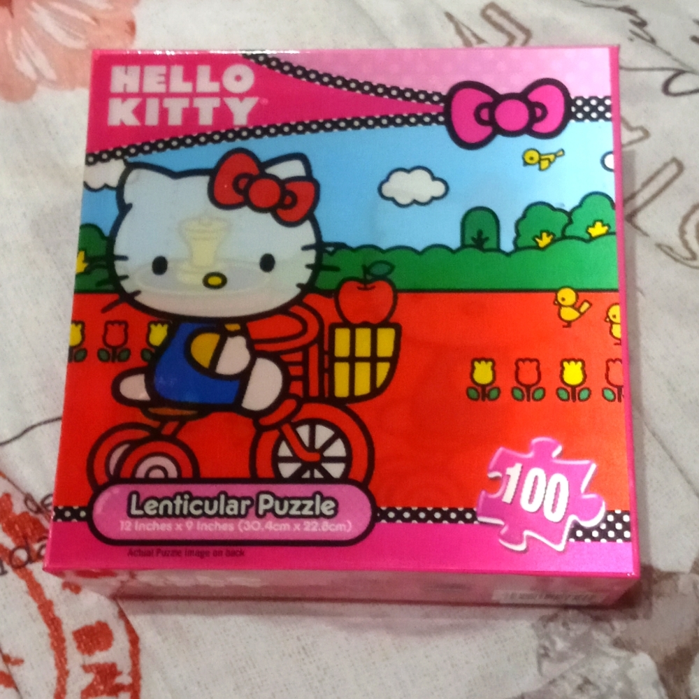 Hello Kitty Puzzle NIB
